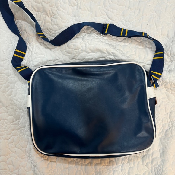 Ravenclaw Quidditch Messenger Tote Laptop Bag - Picture 2 of 6